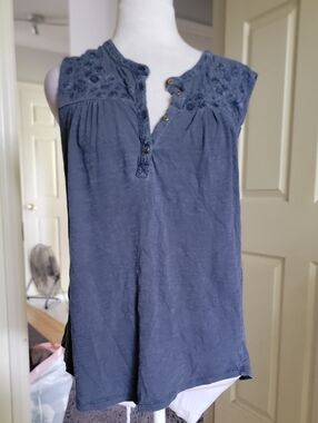 Lucky Brand Navy Blue Sleeveless Embroidered Yoke Tank
